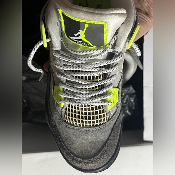 Air Jordan 4 Retro SE (GS) 100% Authentic - Picture 16 of 17